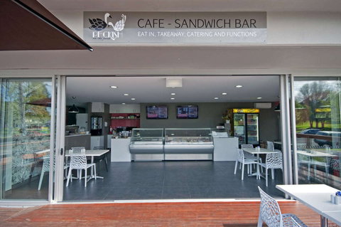 Peckish On The Park - Tourism Brisbane 0