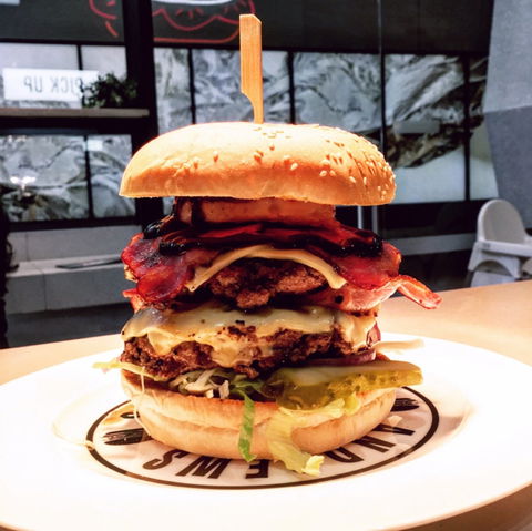 Andrew's Hamburgers - Albert Park - Tourism Brisbane 0