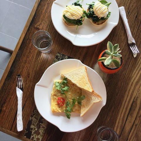 IneXterior Cafe - Brisbane Tourism 0