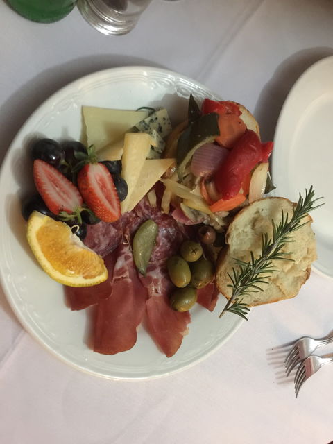 Anna's Restaurant - Tourism Brisbane 2