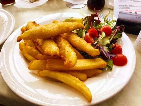 Restaurant And Bar At Noosa Heads Surf Club - Tourism Brisbane 0