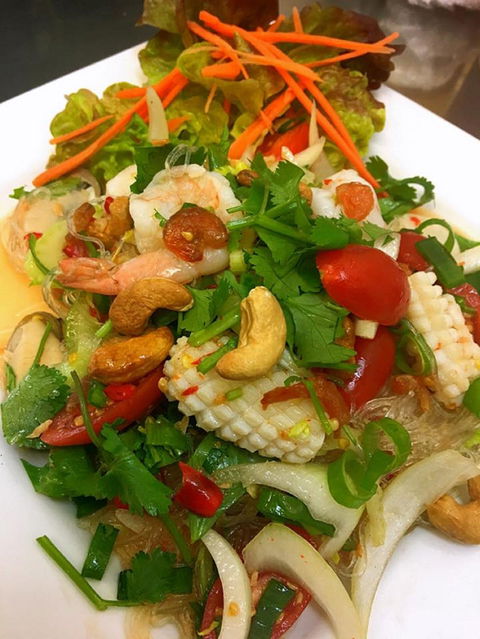 S & T Thai Gourmet Cafe - Tourism Brisbane 0
