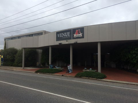 Westies Bar & Bistro - Tourism Brisbane 0