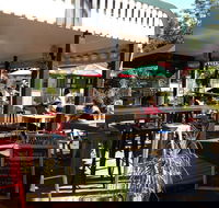 Cafe Clunes