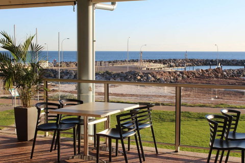 Clubhouse @ Adelaide Sailing Club Bar And Bistro - Tourism Brisbane 0