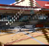 Pizza Hut - Coolangatta - Brisbane Tourism