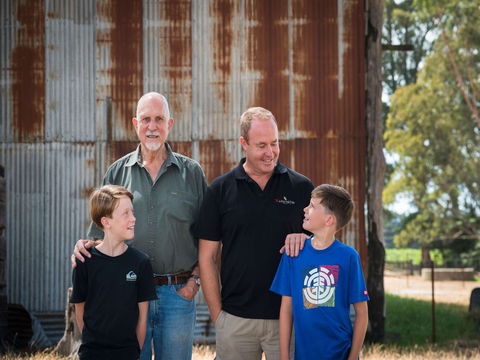 Narkoojee Winery - Tourism Brisbane 2