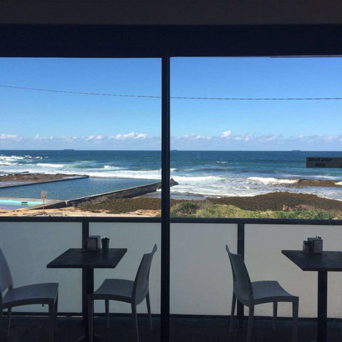 Bulli Beach Cafe - Brisbane Tourism 0