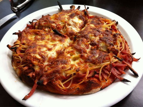 Age's Pizza Place - Tourism Brisbane 0