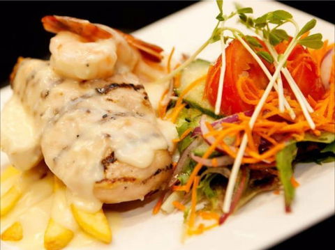 Manning River Hotel - Brisbane 4u 0