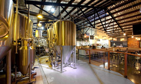 FogHorn Brewhouse - Tourism Brisbane 0