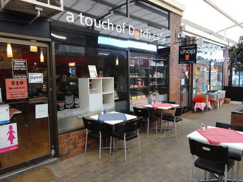 A Touch Of Dutch - Tourism Brisbane 0