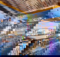 STAV'S - DRINKS EATS  BEATS - Tourism Brisbane