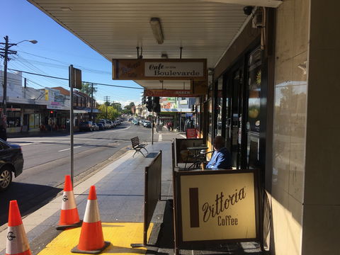 Cafe On The Boulevard - Brisbane Tourism 0