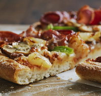 Domino's - Caroline Springs - Brisbane Tourism