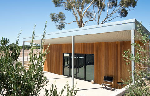 Izway Wines - Tourism Brisbane 1