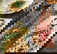 Mundaring Hotel - Tourism Brisbane