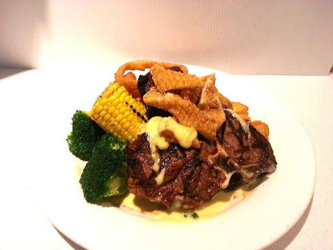 Toongabbie Hotel - Tourism Brisbane 0