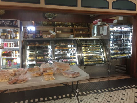 Golden Crust Hot Bread - Tourism Brisbane 0