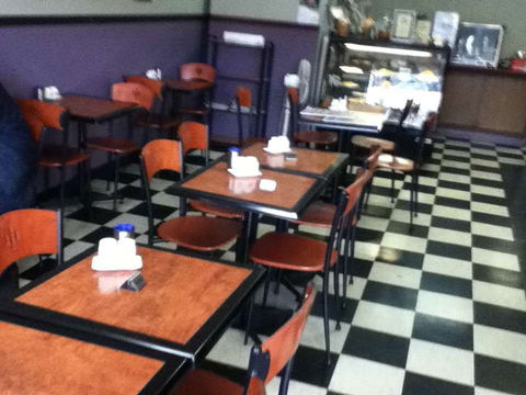 Uncle Louie's Cafe - Tourism Brisbane 0