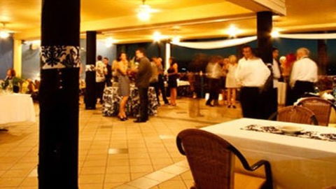 La Beach Restaurant - Tourism Brisbane 2
