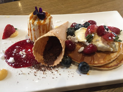 Zouz Cafe - Brisbane Tourism 0