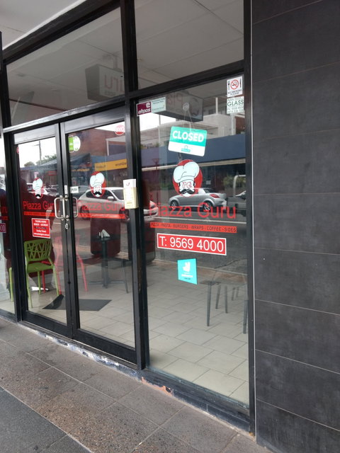 Piazza Guru - Brisbane Tourism 0