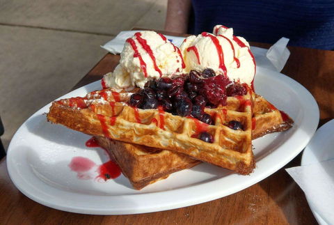 Scoopy's Family Cafe - Tourism Brisbane 0