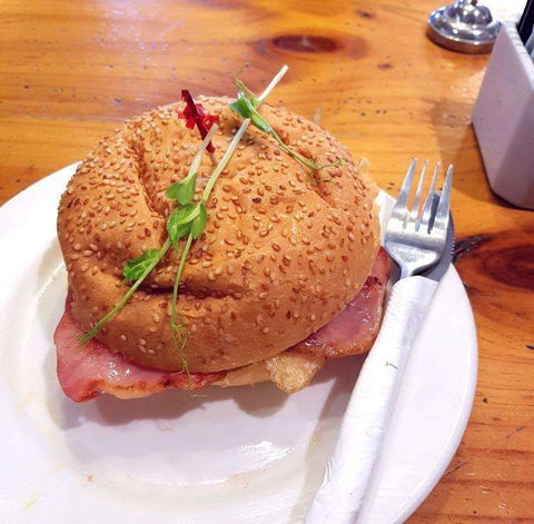 The Colony Coffee House Of Midland - Tourism Brisbane 0