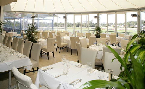 L' Aqua Restaurant - Tourism Brisbane 1