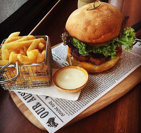 Agatha's Licensed Cafe - Tourism Brisbane 5