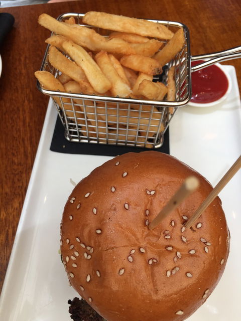 Adelphi Grill - Brisbane 4u 8