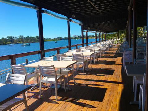 The Rock Bar And Grill - Tourism Brisbane 1