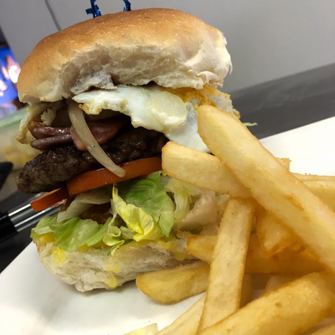 Tin Can Bay Yacht Club Bistro - Tourism Brisbane 2