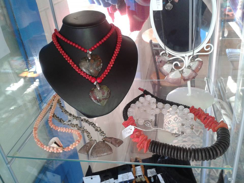 Temptations By The Water - Tourism Brisbane 3