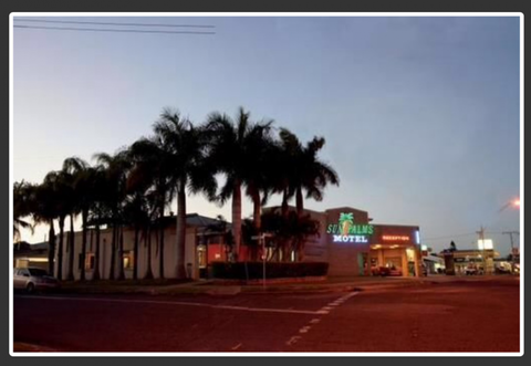 SunPalms Hotel Motel - Brisbane Tourism 0