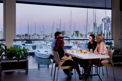 Townsville Yacht Club - Tourism Brisbane 2