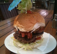 Dingo Beach Hotel - Brisbane Tourism
