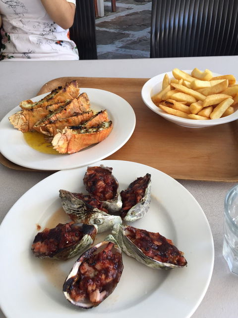 Simply Tops Seafood Bar - Tourism Brisbane 1