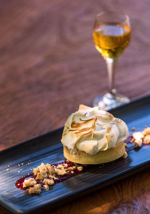 The Deck Poolside Bar & Restaurant - Tourism Brisbane 4