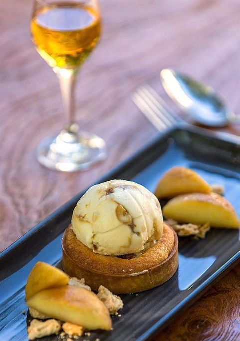 The Deck Poolside Bar & Restaurant - Tourism Brisbane 7