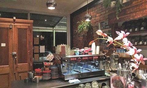 Cormorant Bay Cafe - Brisbane Tourism 17