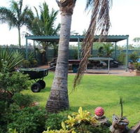 Devils Marbles Hotel - Brisbane Tourism