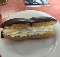 Crusty's Bakery  Cafe Wivenhoe - Tourism Brisbane