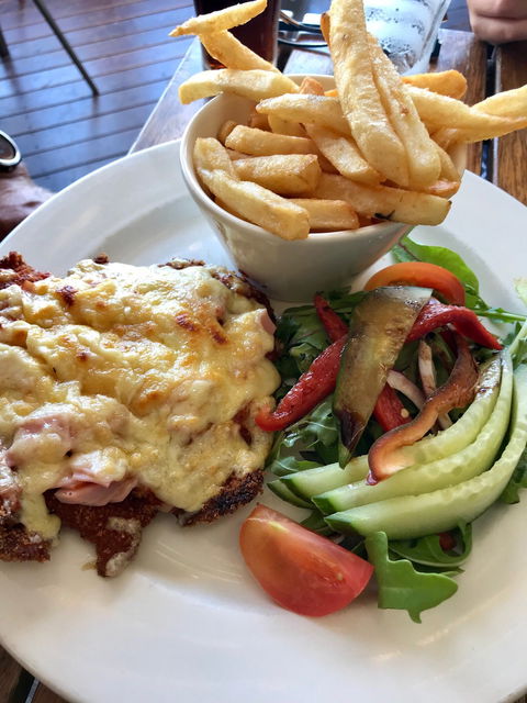 Comfort Inn The Pier Restaurant - Tourism Brisbane 3