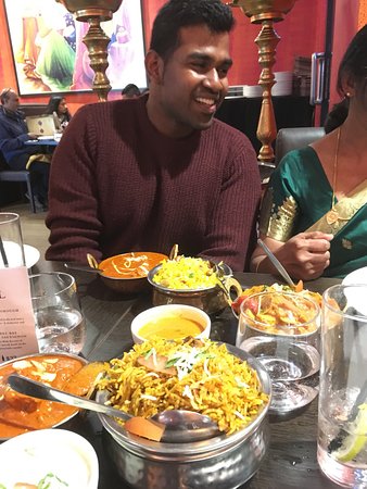 Parivaar Indian Restaurant - Tourism Brisbane 0