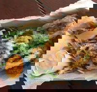 Rose  Crown - Brisbane Tourism