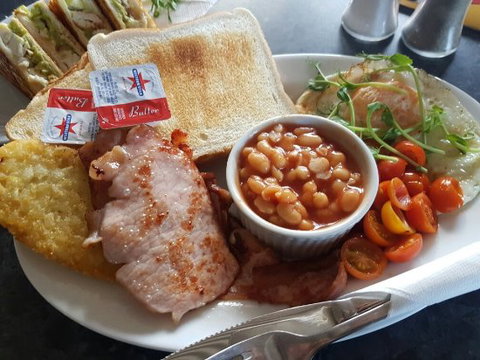 Offshore Cafe & Restaurant - Tourism Brisbane 0