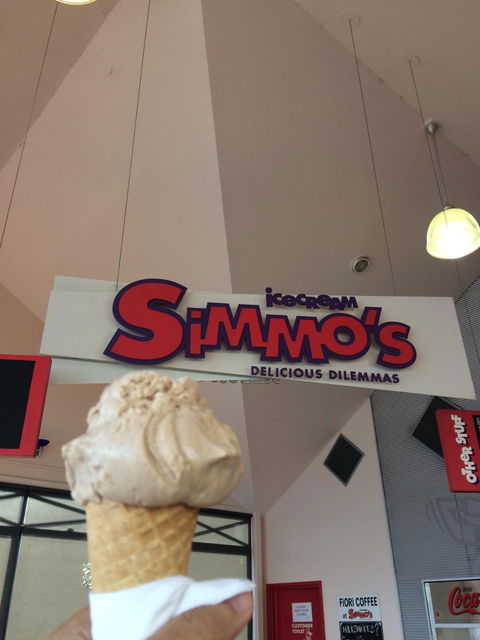 Simmoâ€™s Mandurah Ice Creamery - Tourism Brisbane 8