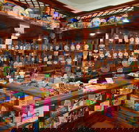 Sticky Fingers Candy Store - Tourism Brisbane